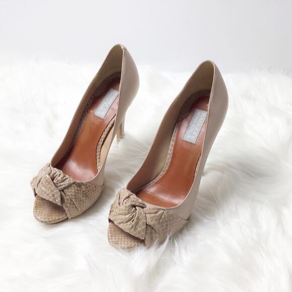 Badgely Mischka Taban Snakeskin beige tan high heel Size 8 - Picture 2 of 9